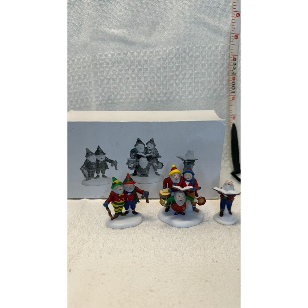 Department 56 "Sing A Song For Santa" Heritage Village Collection Set of 3